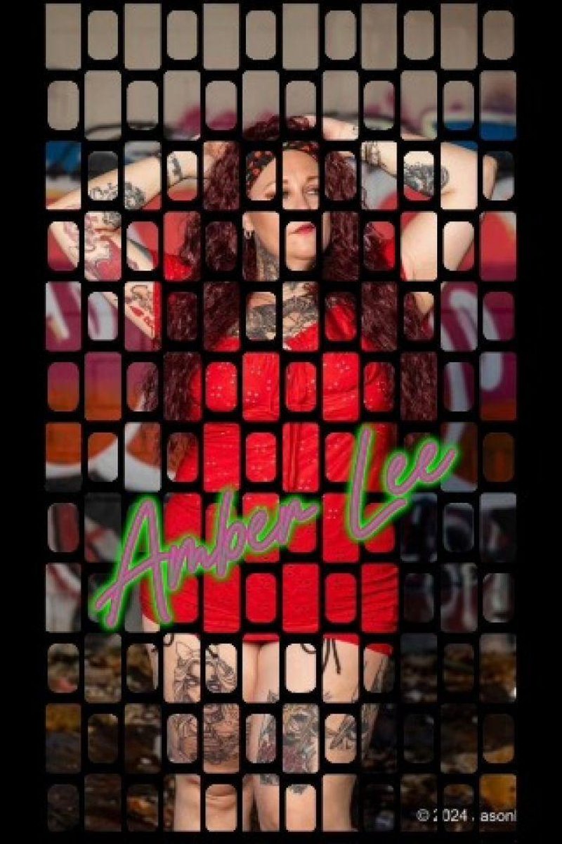 Ambers Red Room - Screenshot 1 of 4 - BBC
