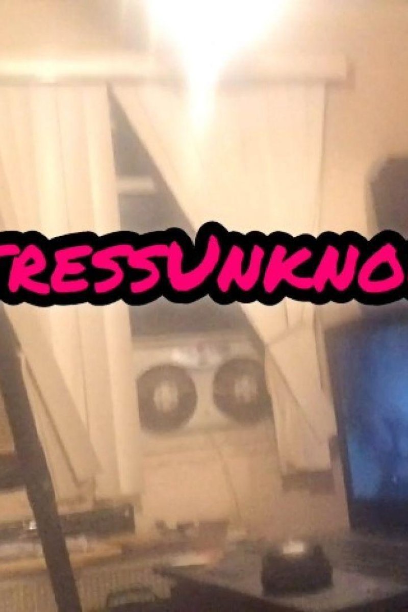 Remote Play - Screenshot 1 of 4 - Femdom