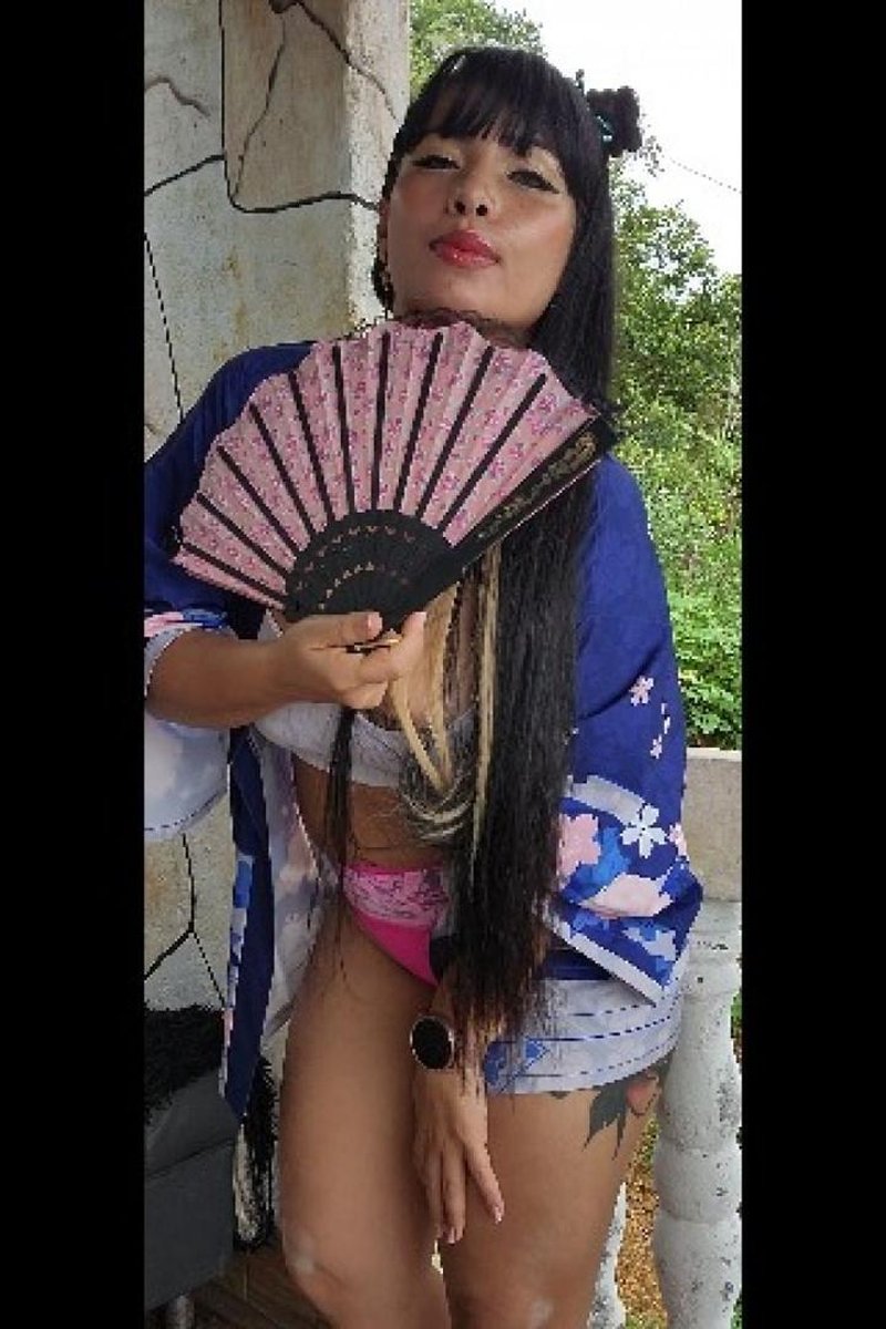 Kimono Dancing - Screenshot 1 of 4 - Big Ass