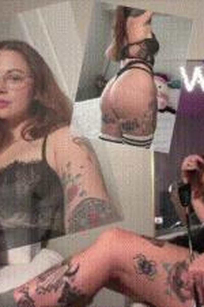 Empty Without Me - Screenshot 1 of 4 - Ass Worship