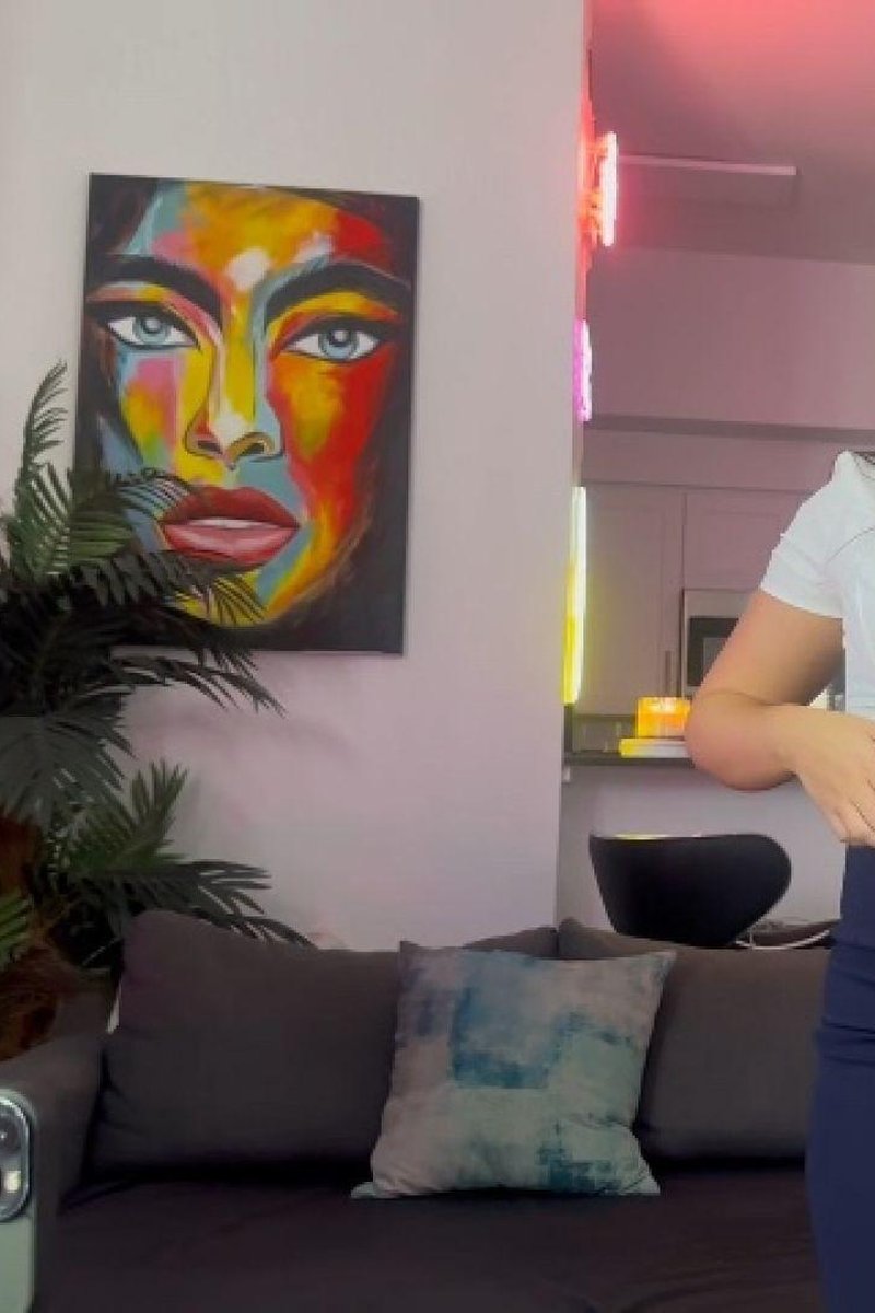 Super Slut - Screenshot 1 of 4 - BBC