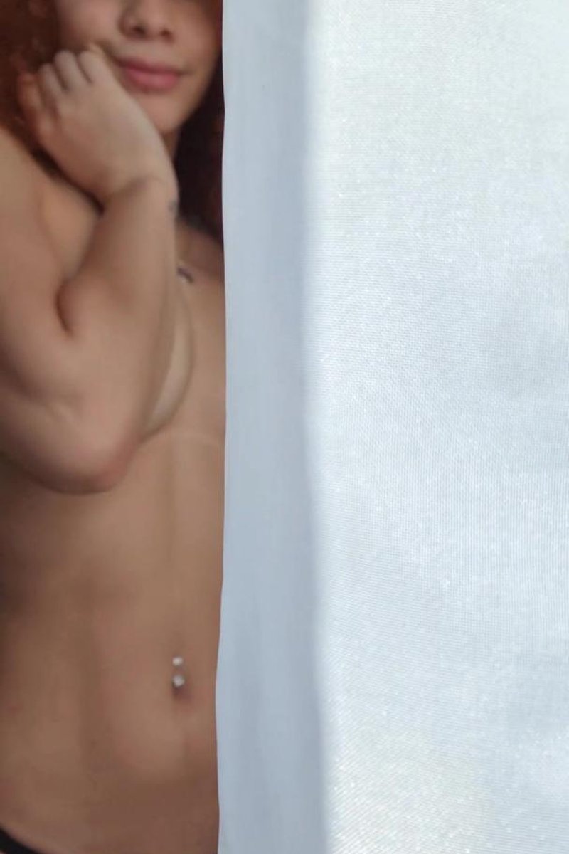 Redhead - Screenshot 1 of 4 - Babes