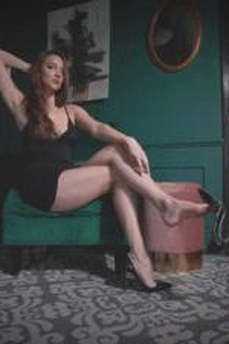 Dangling In Pumps - Screenshot 1 of 4 - Dangle