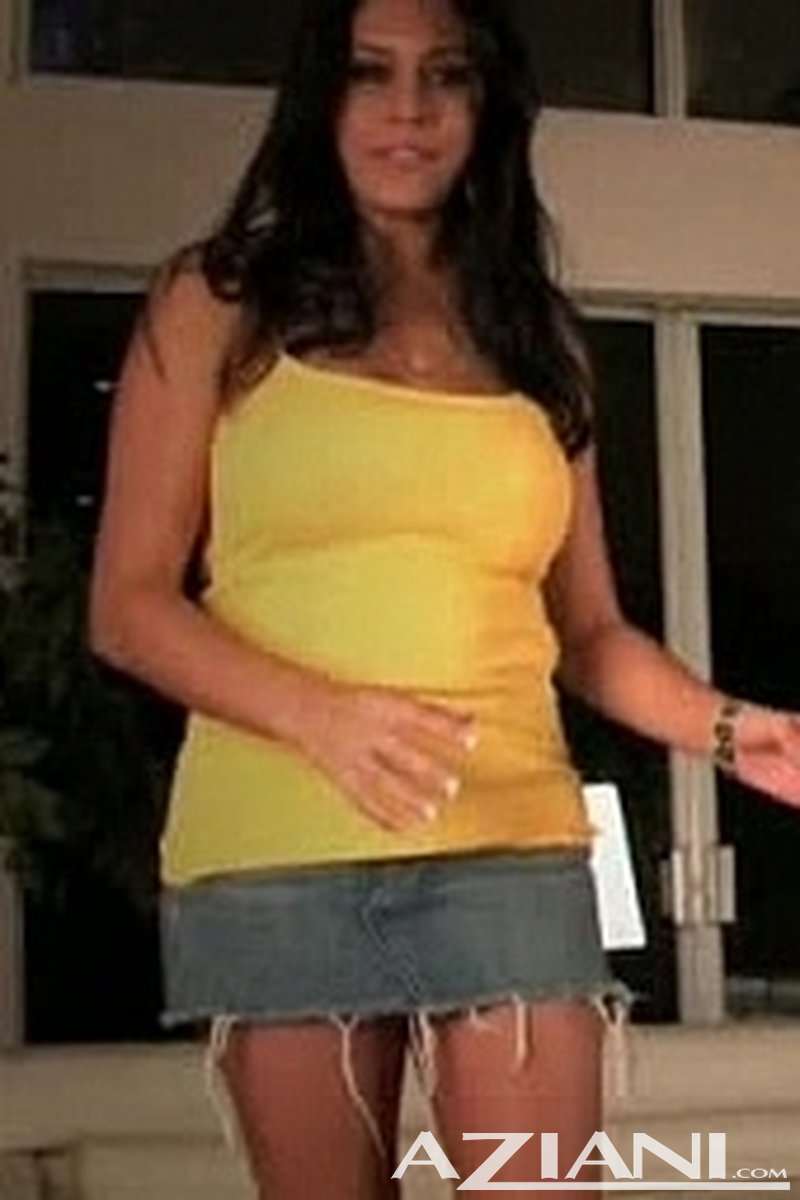 Raylene Video 2 - Screenshot 1 of 4 - Brown Hair