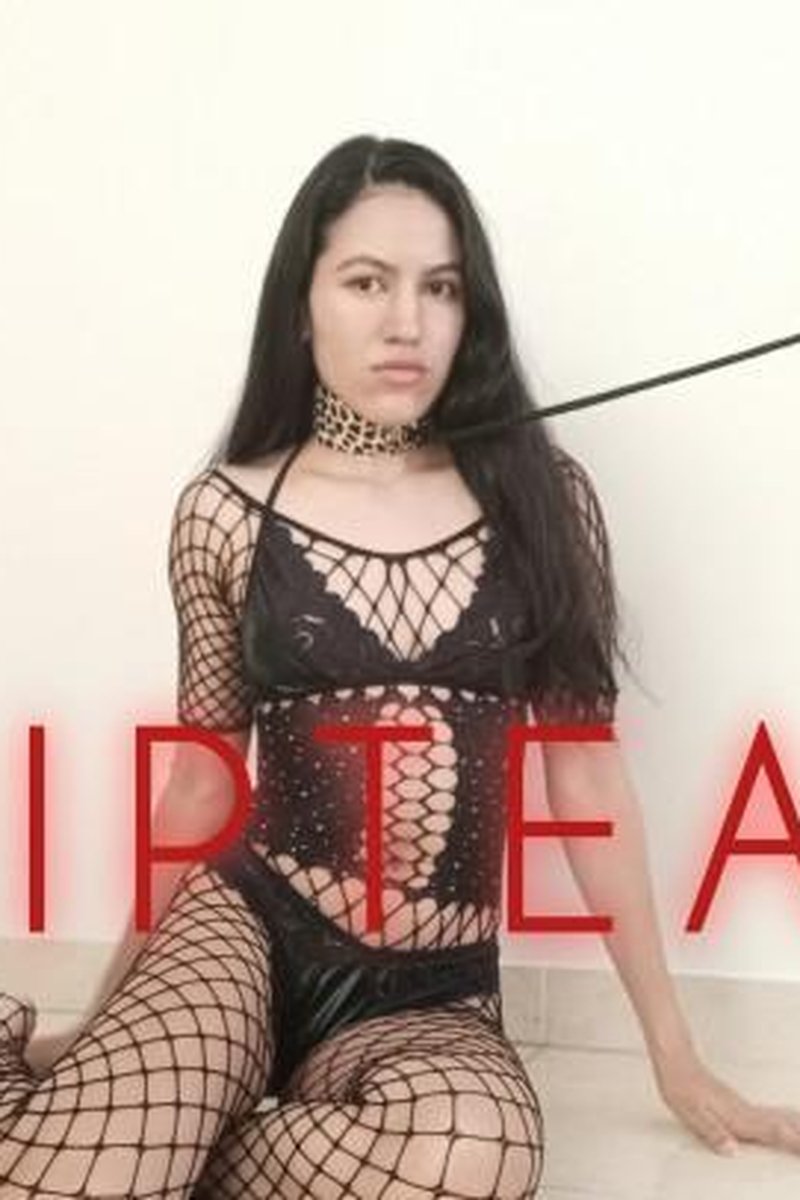 Dancing Slave - Screenshot 1 of 4 - Bitch