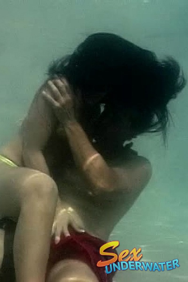 Passion - Screenshot 1 of 4 - Water