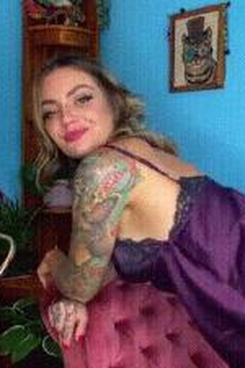 TP-iwantclipsmaitressenikkyfrench-french-knickers-ass-joi