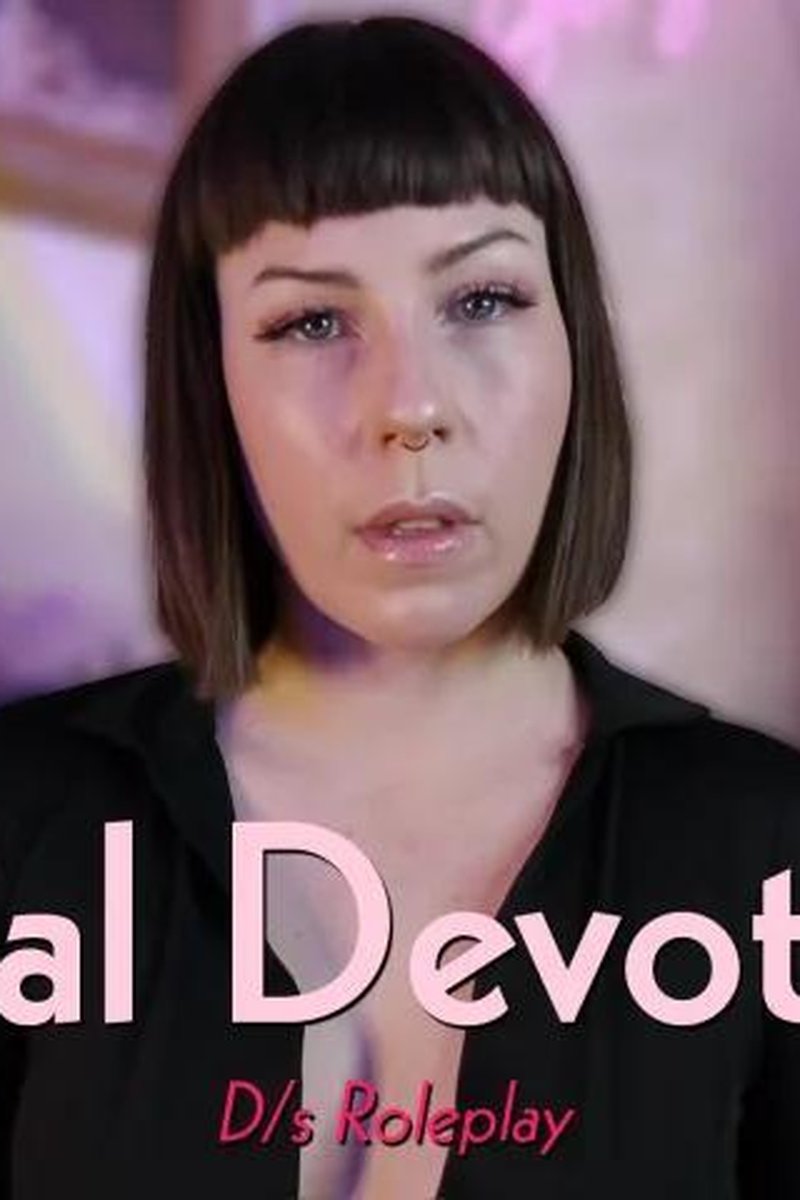 Total Devotion - Screenshot 1 of 4 - Mistress Macabre