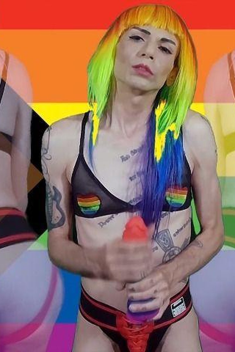Pump Your Pride - Screenshot 1 of 4 - Femdom