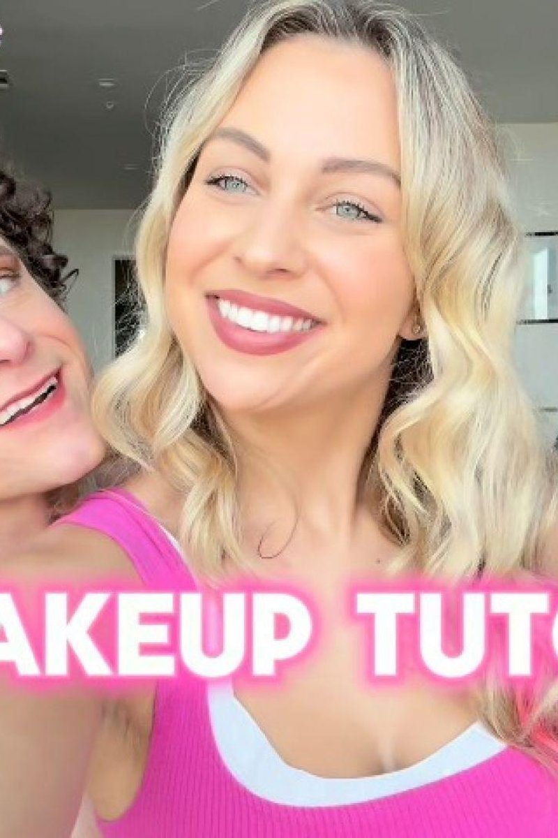 A Sissy Makeup Tutorial - Screenshot 1 of 4 - Babes