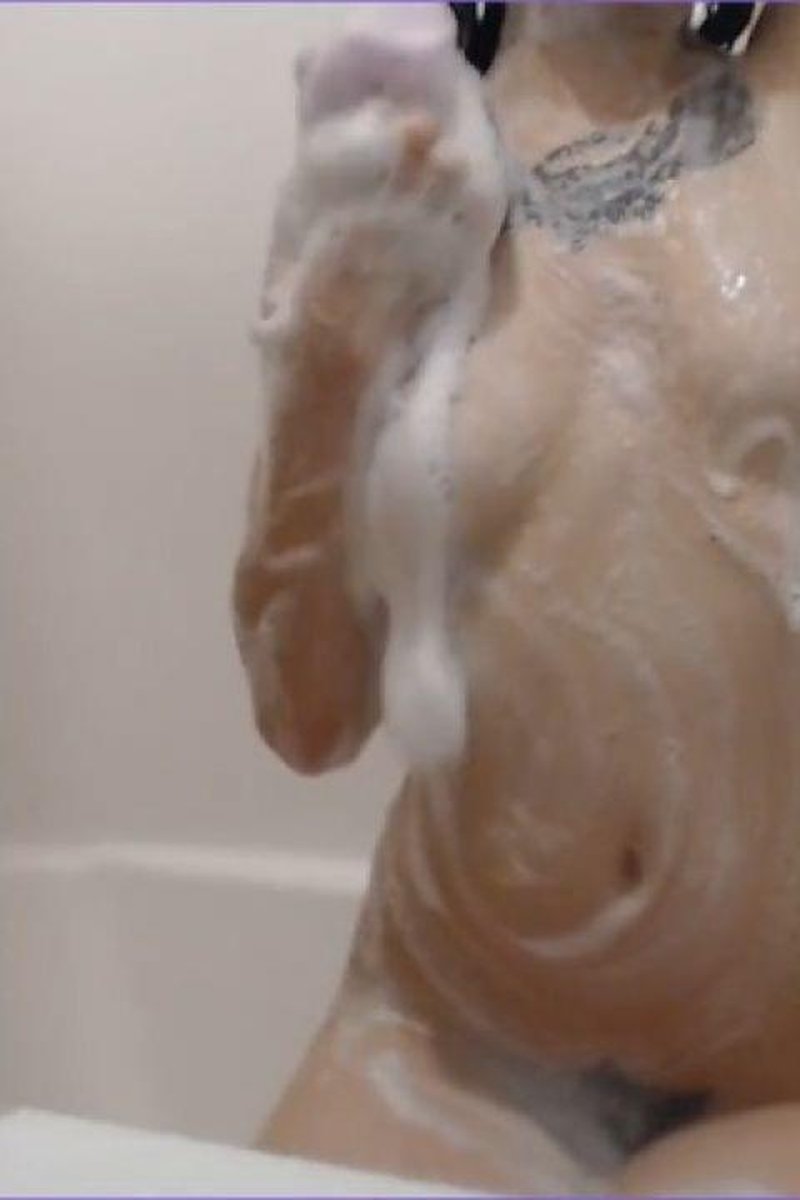 Soapy Tits - Screenshot 1 of 4 - Amateur