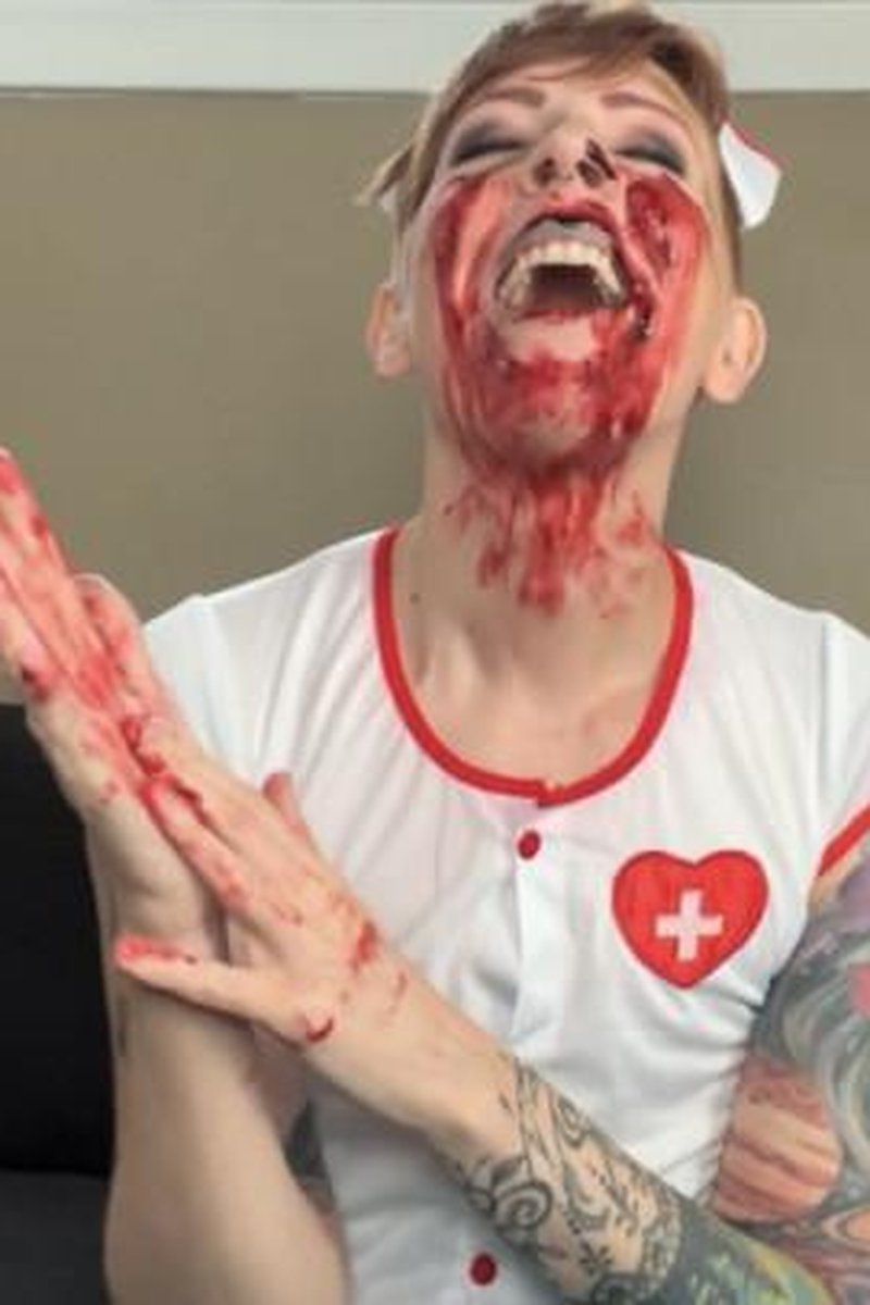 Nurse Needs Your Sample - Screenshot 1 of 4 - Holidays