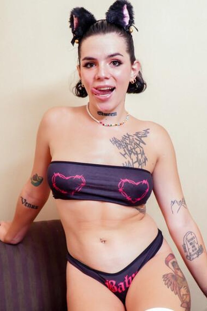 Direct From Spain - Screenshot 1 of 4 - Transgender