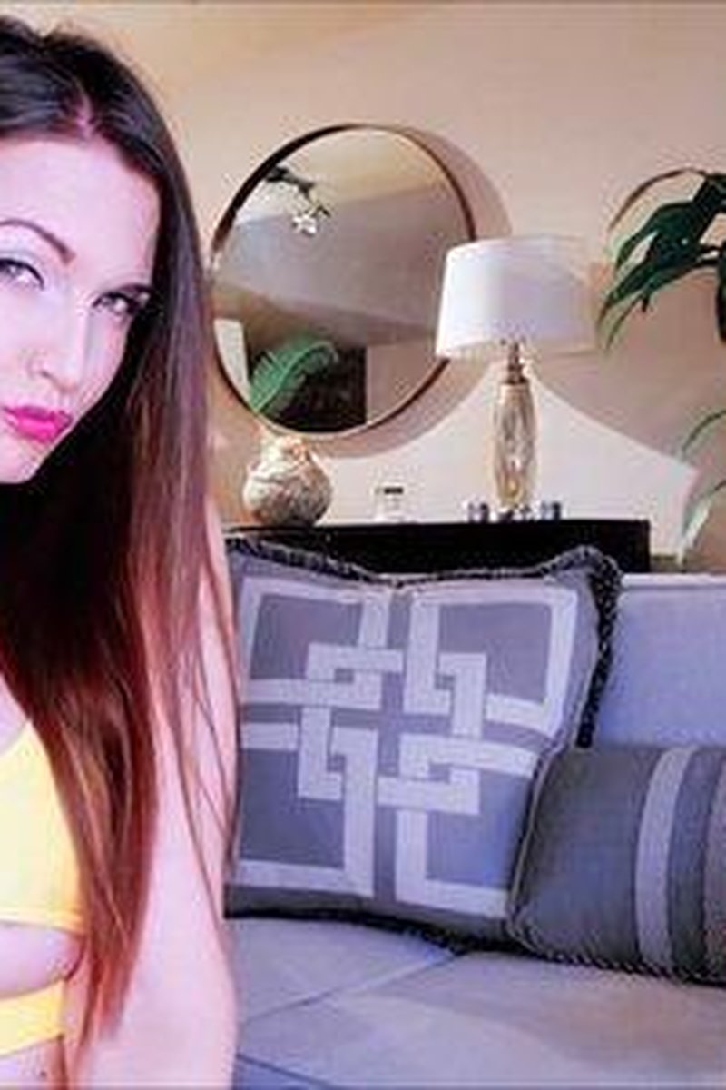 Losergasm - Screenshot 1 of 4 - Anika Fall