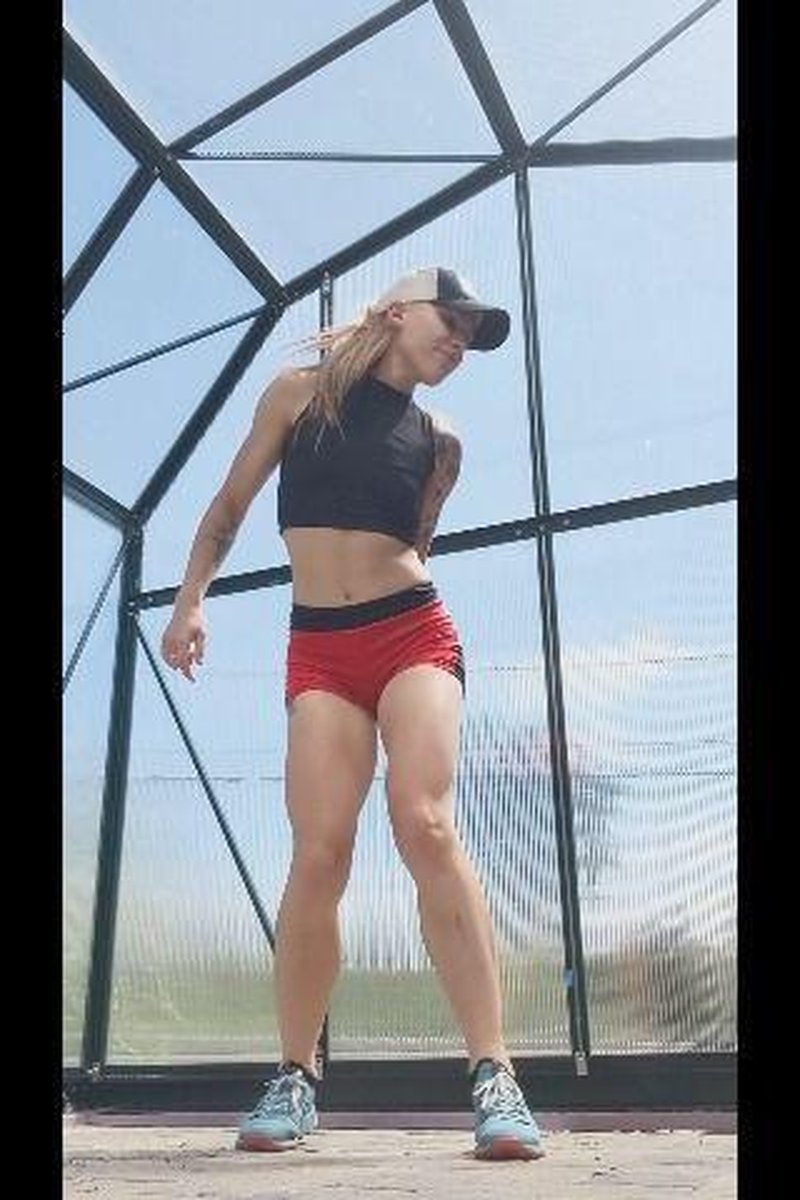 Greenhouse Dance - Screenshot 1 of 4 - Blonde Hair (Female)