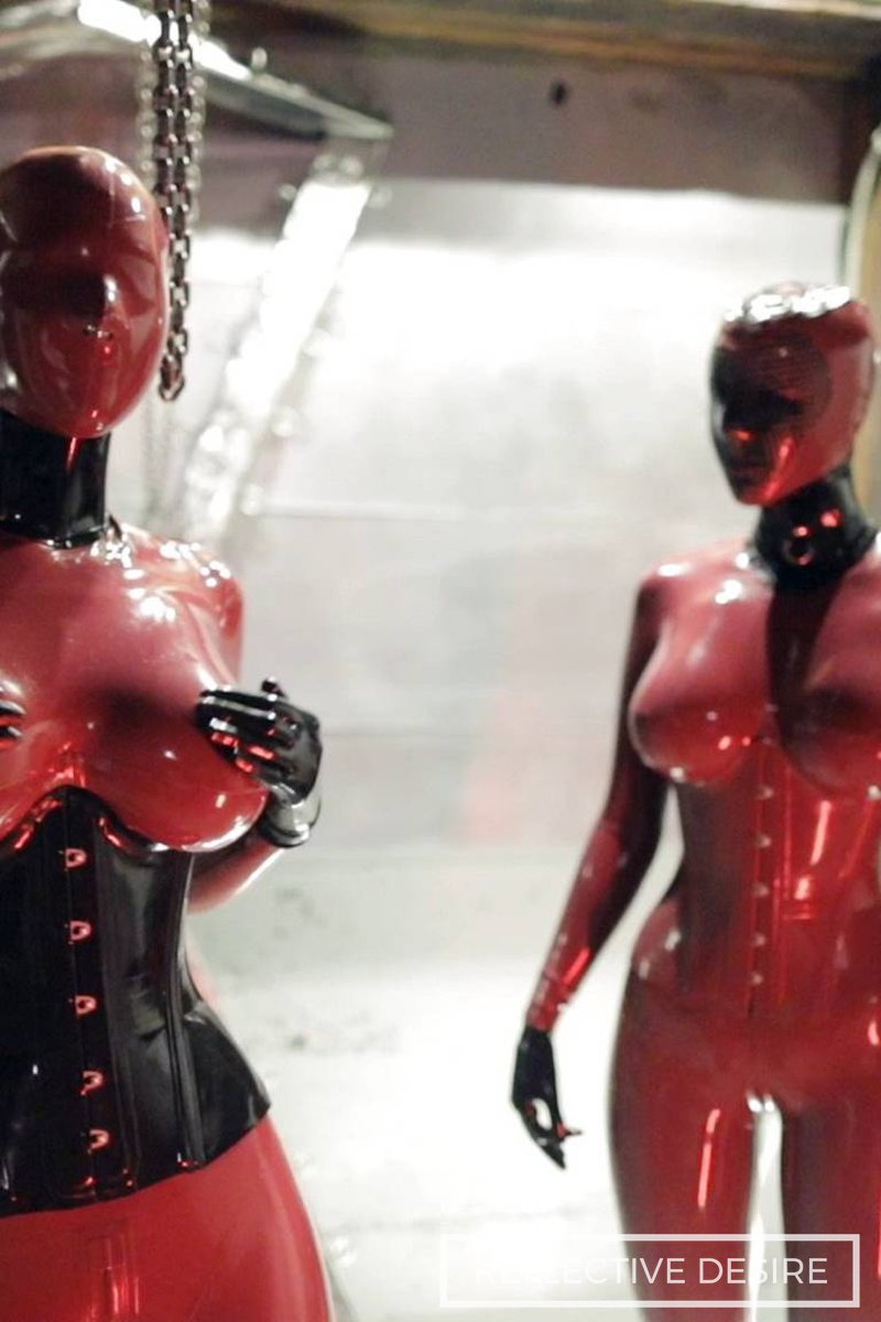 Showtime - Screenshot 1 of 4 - Bondage