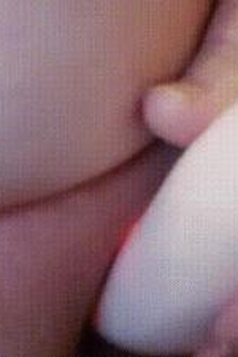 Masterbation Using Vibrator - Screenshot 1 of 4 - Amateur