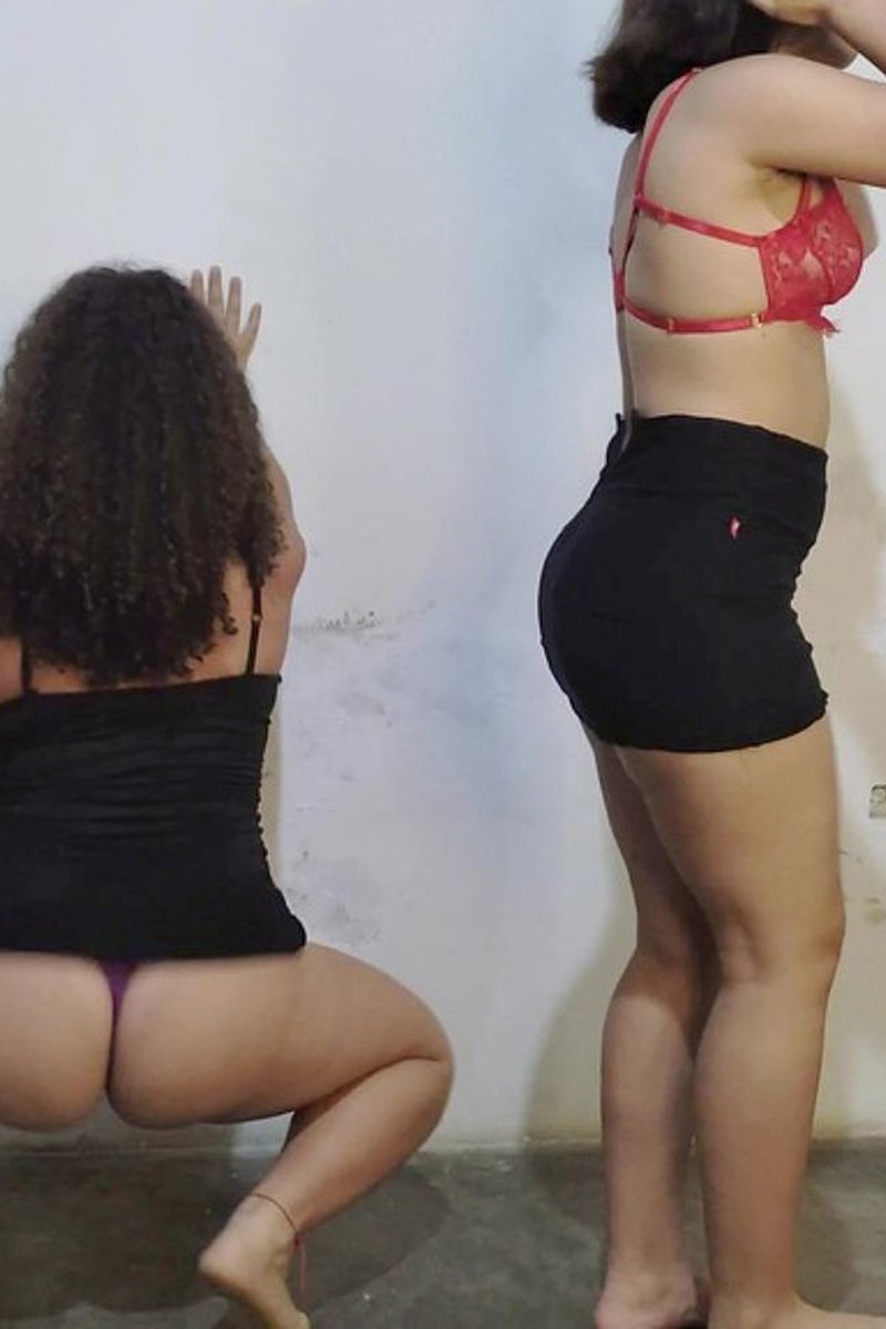 Big Ass Latina Teens Twerk - Screenshot 1 of 4 - Adorable