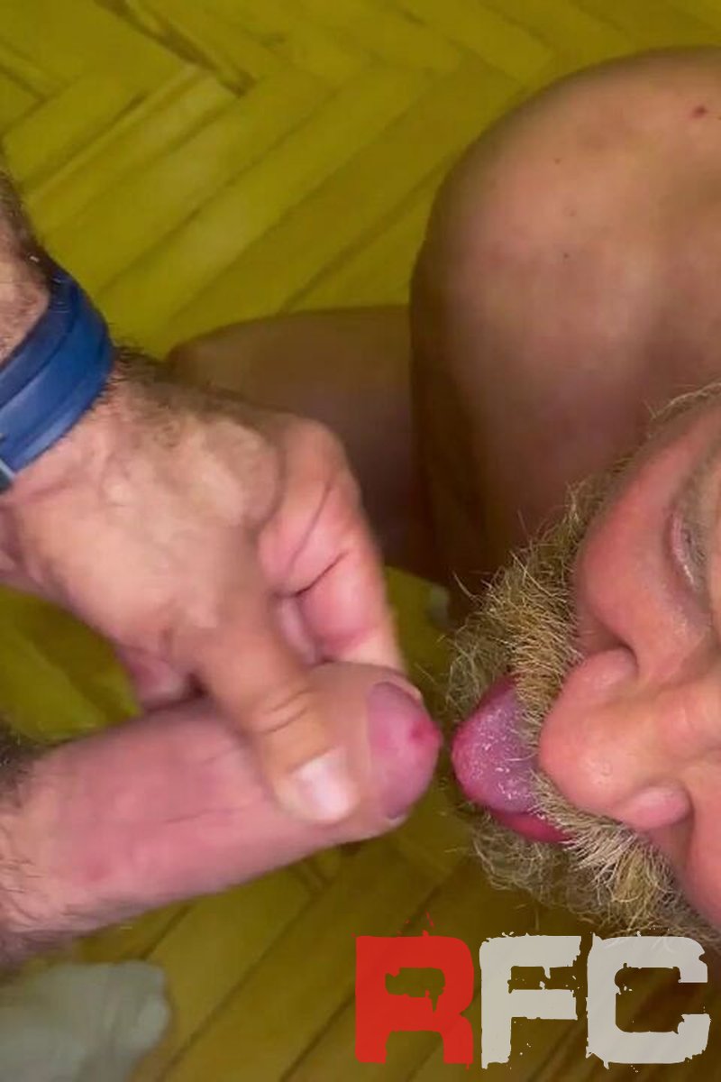 Hot Encounter - Screenshot 1 of 4 - Big Muscle Guys