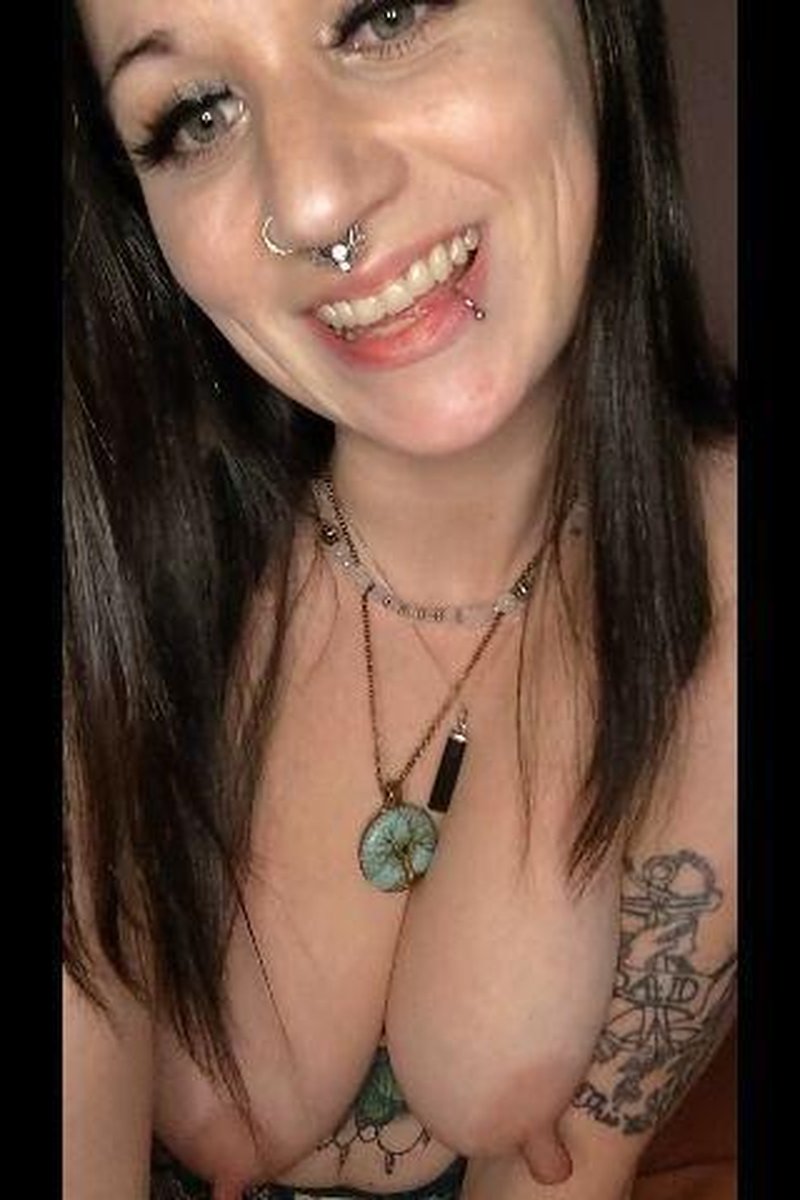 Nipple Play - Screenshot 1 of 4 - Breast Sucking