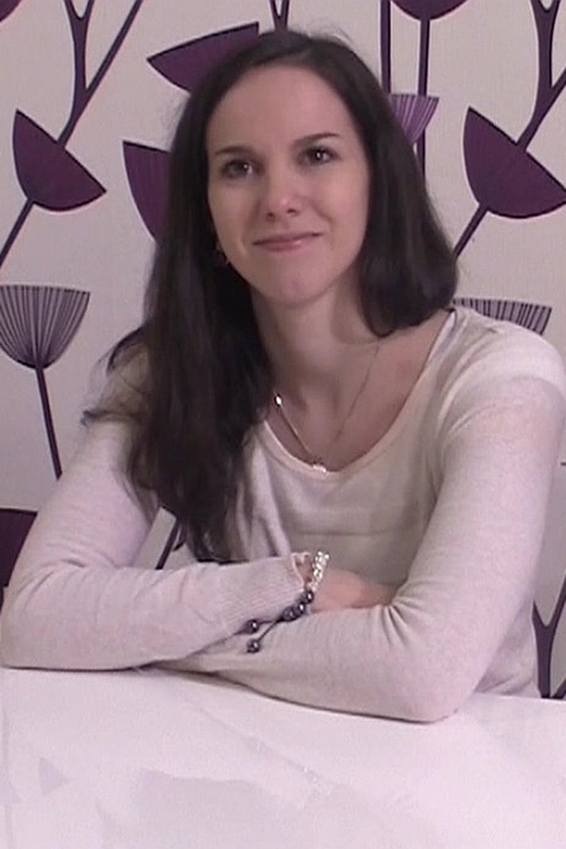 Lucie 9 - Screenshot 1 of 4 - European