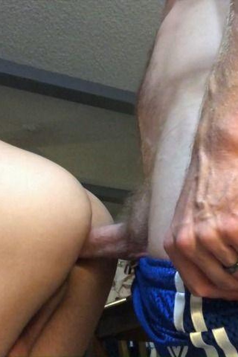 Stoner Kitchen Bareback - Screenshot 1 of 4 - Creampie