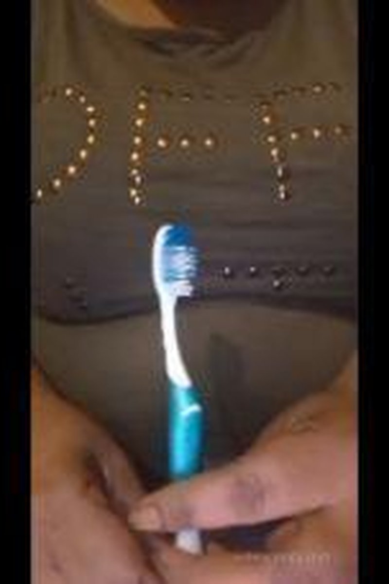 The Beta Toothbrush - Screenshot 1 of 4 - BBW