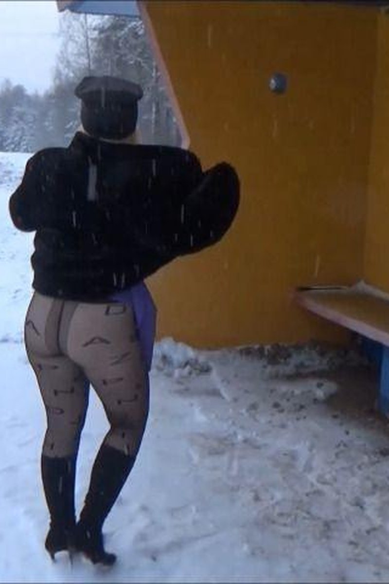 Winter Walk - Screenshot 1 of 4 - Big Ass