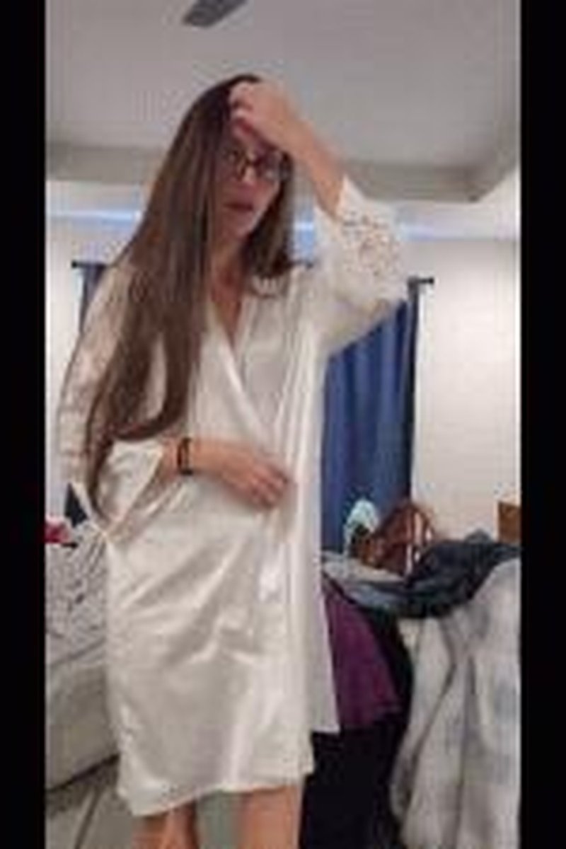 Striptease - Screenshot 1 of 4 - Amateur