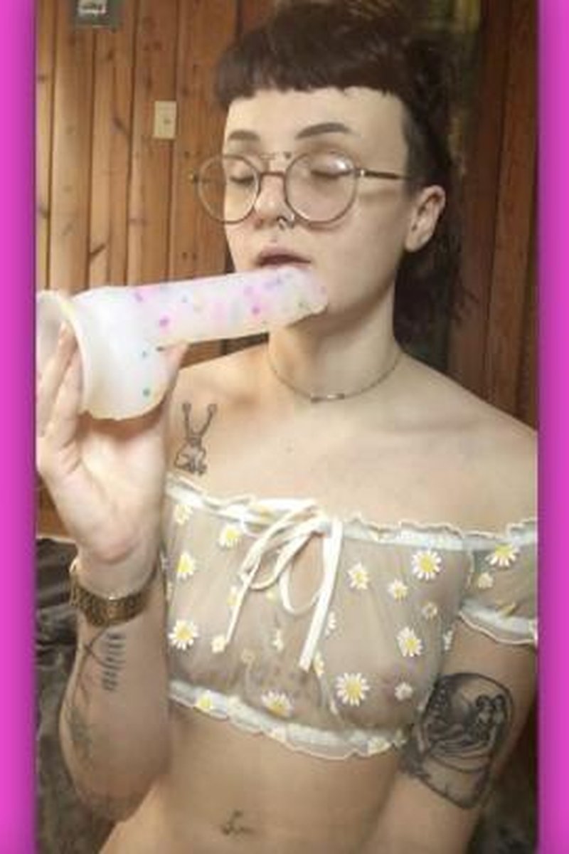 Blowjob Tutorial - Screenshot 1 of 4 - Blowjob
