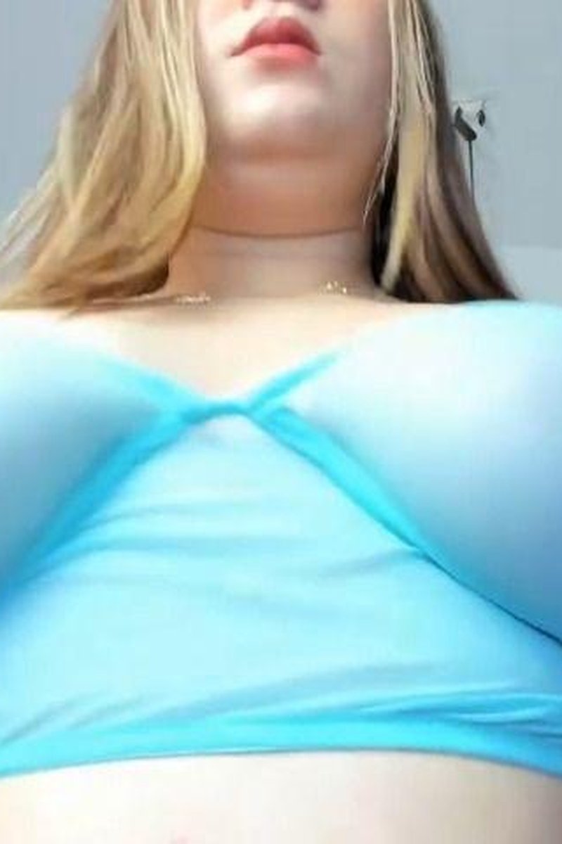 Bounce Tits - Screenshot 1 of 4 - Big Tits