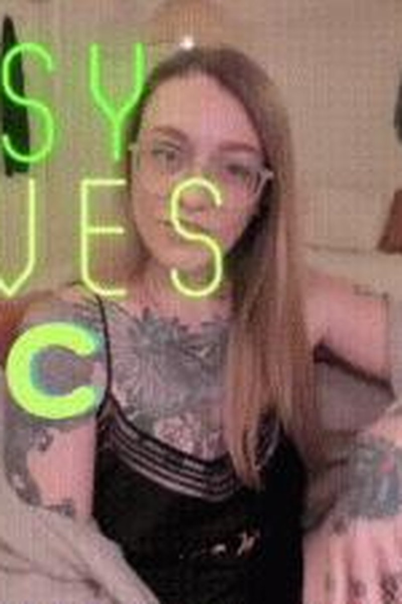Sissy Craves BBC - Screenshot 1 of 4 - Butt Slut