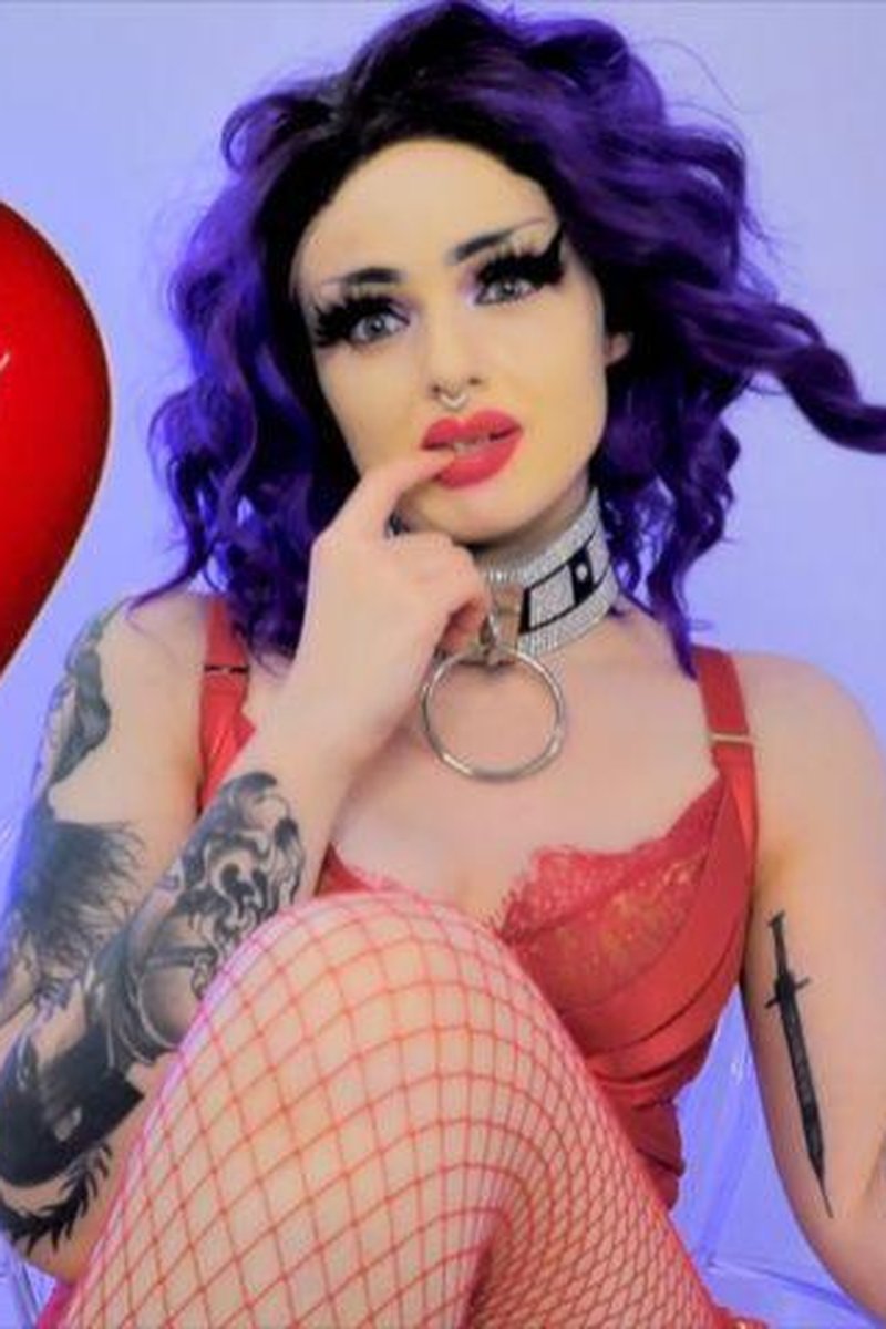 Sissy Date Task - One - Screenshot 1 of 4 - Humiliation