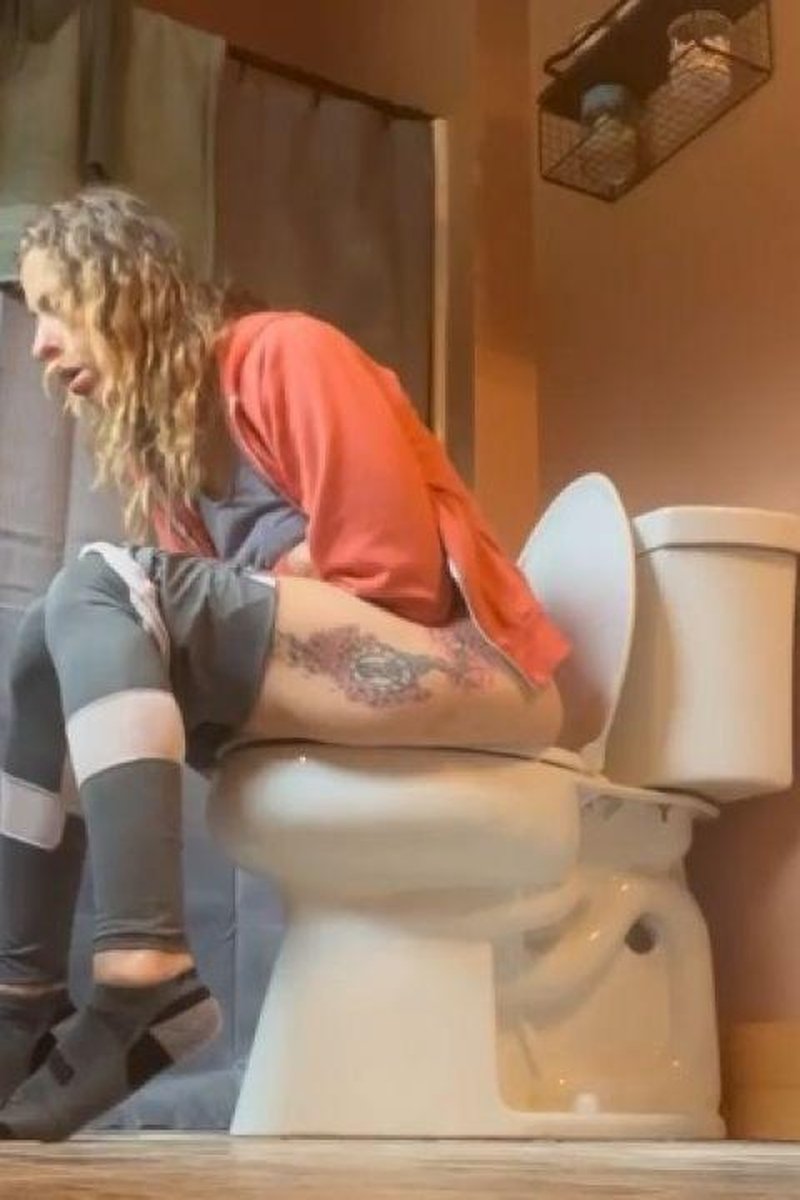 Vocal Ass Sob - Screenshot 1 of 4 - Ass Worship