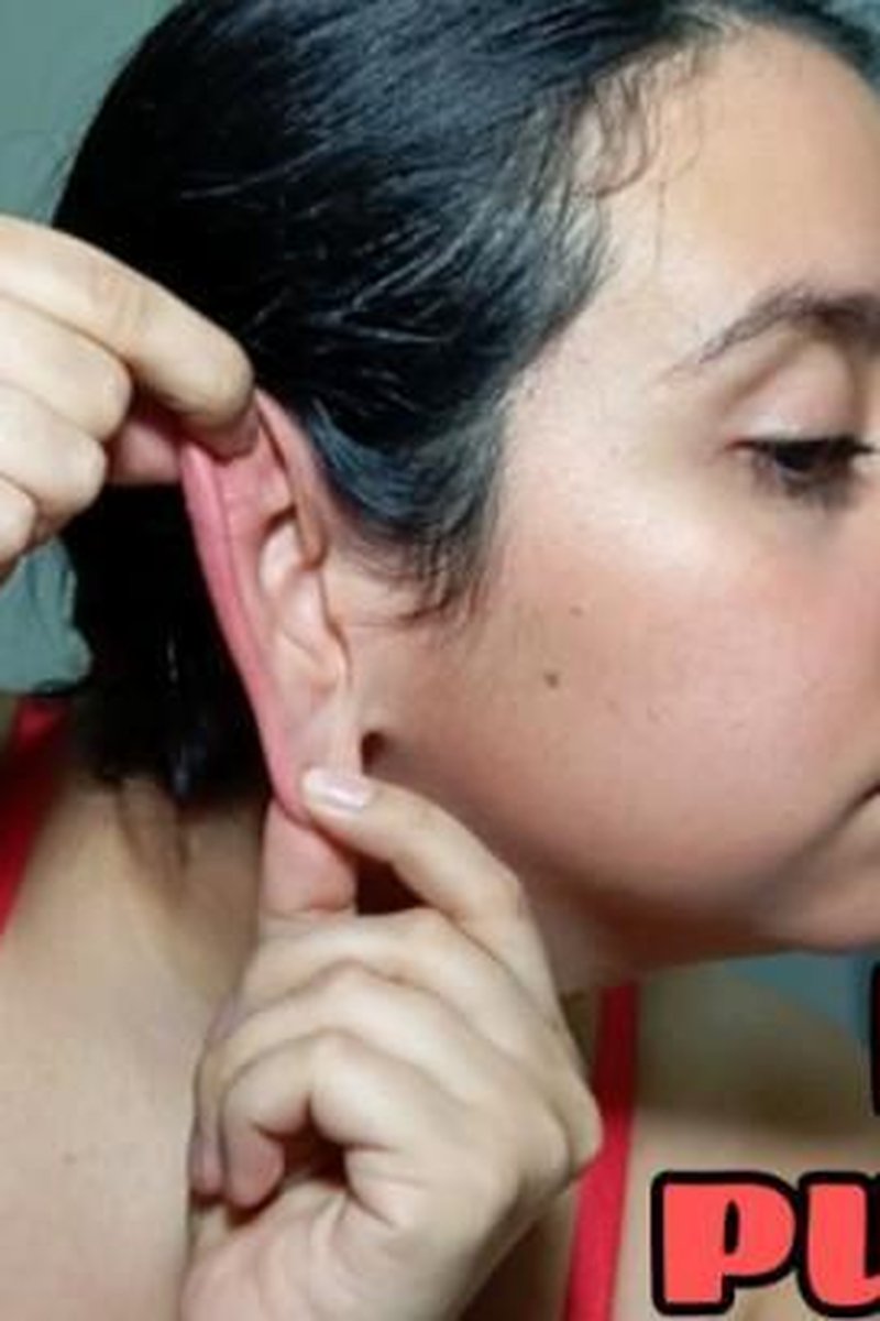Ear Pulling: Red Ears - Screenshot 1 of 4 - Ear Fetish