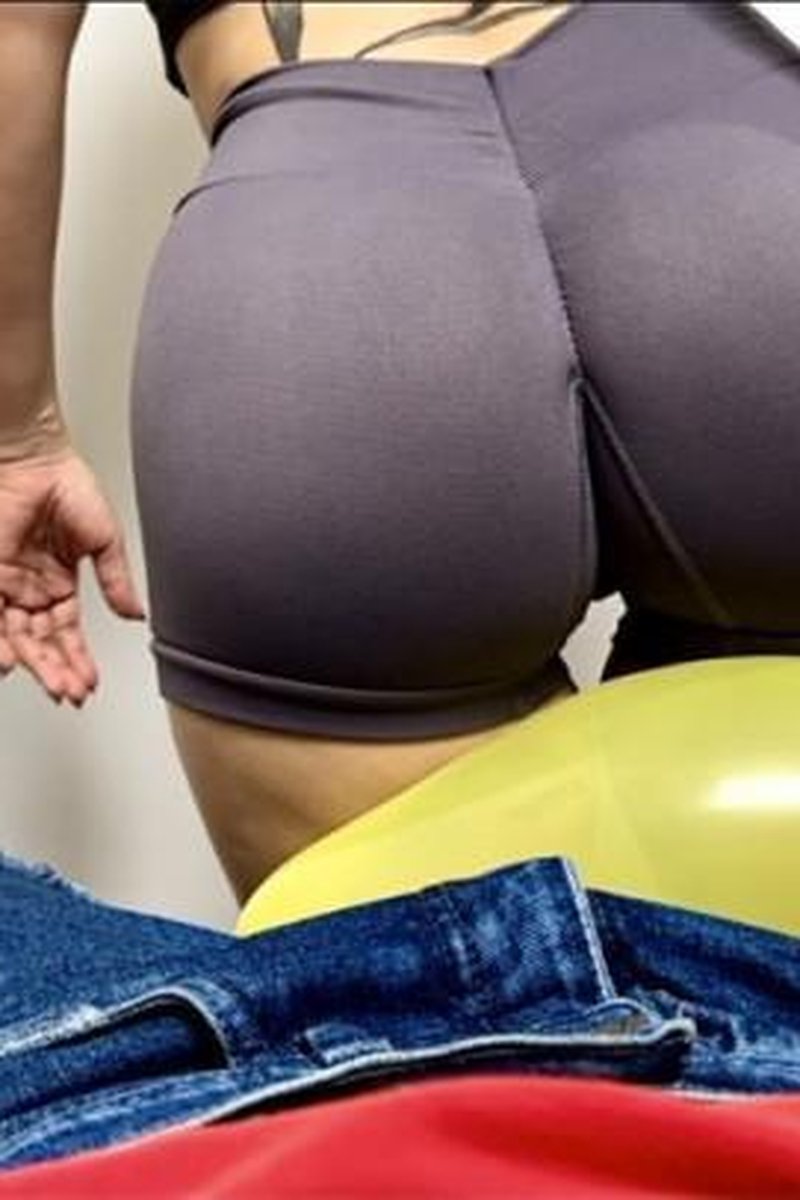 TP-manyvidsbellanixx-pov-popping-a-balloon-with-my-ass-on-your-dick