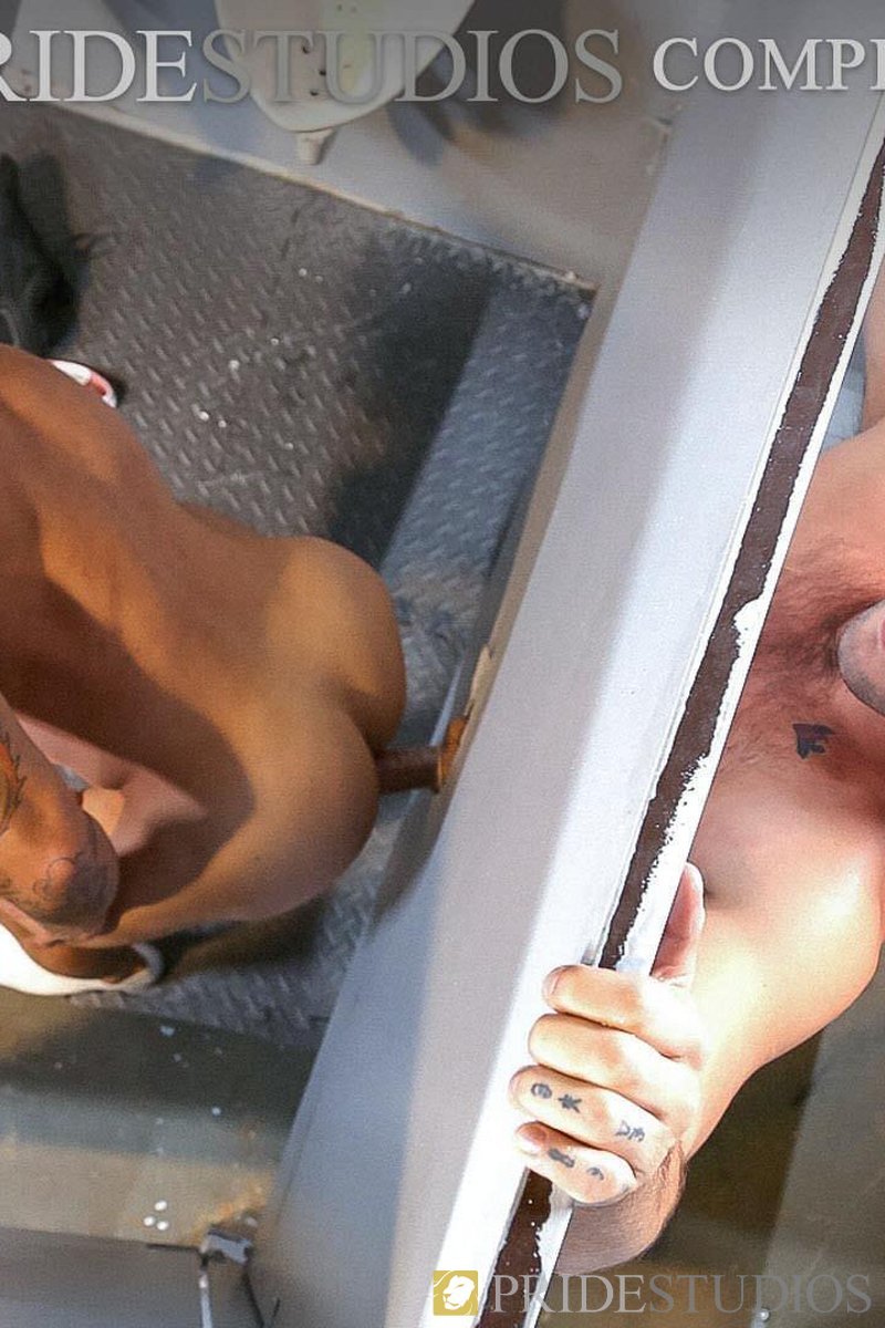 Glory Hole Compilation - Screenshot 1 of 4 - Amateur