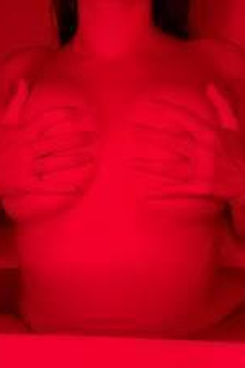 Titty Tease - Screenshot 1 of 4 - Bathroom