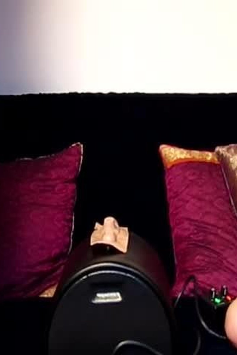 Sofia vs Sybian - Screenshot 1 of 4 - BBW