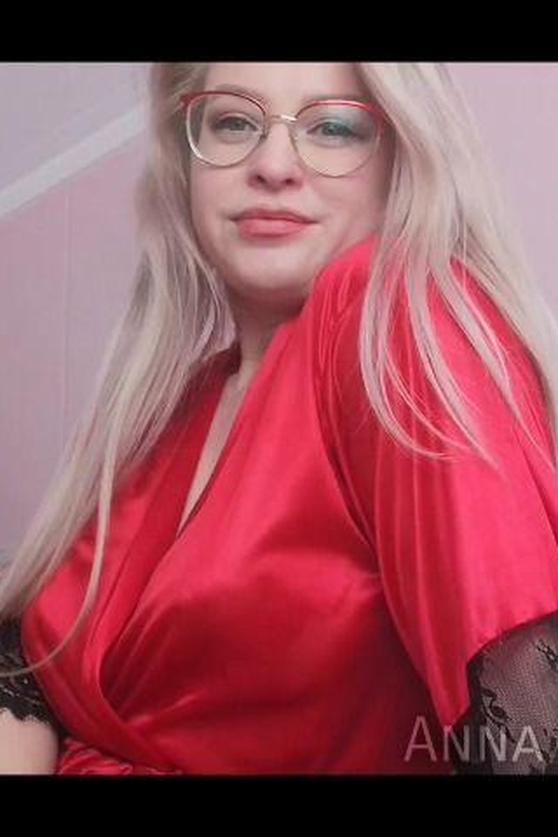 BBC Cuckold - Screenshot 1 of 4 - BBC