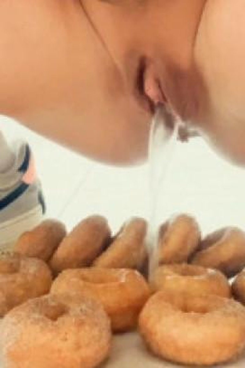 Doughnuts - Screenshot 1 of 4 - Food