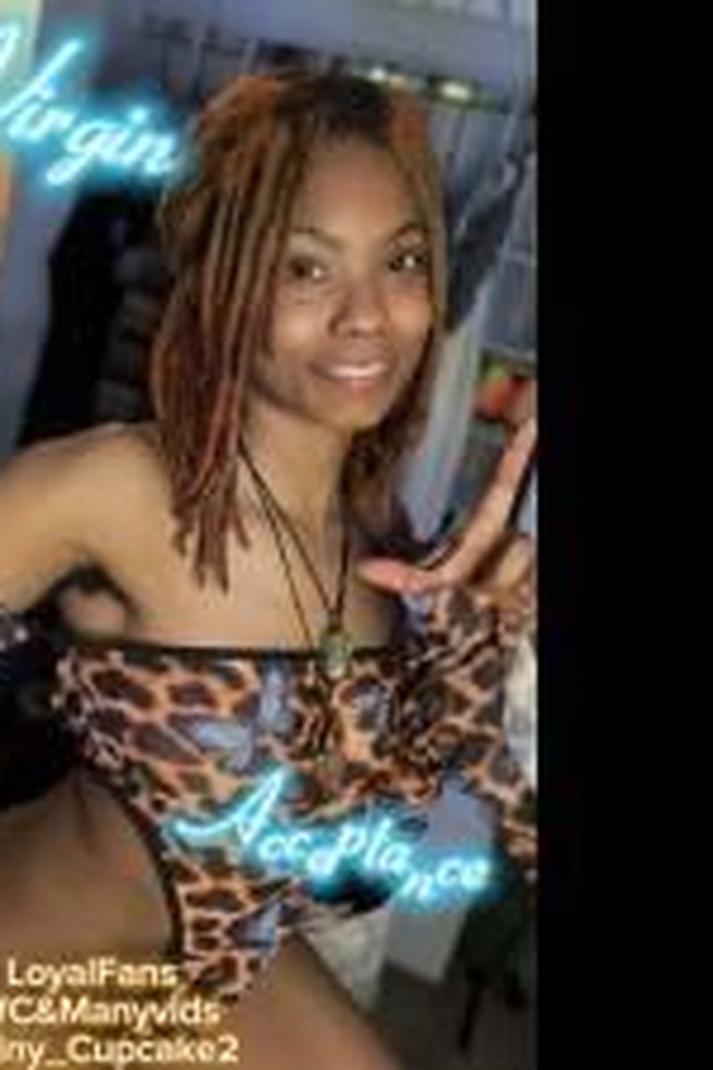 Virgin Acceptance - Screenshot 1 of 4 - Bitch