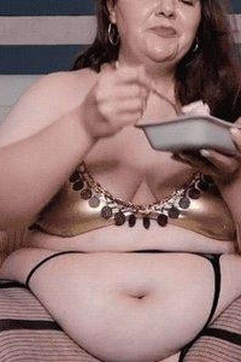 A Greedy & Gluttonous Stuffing - Screenshot 1 of 4 - BBW