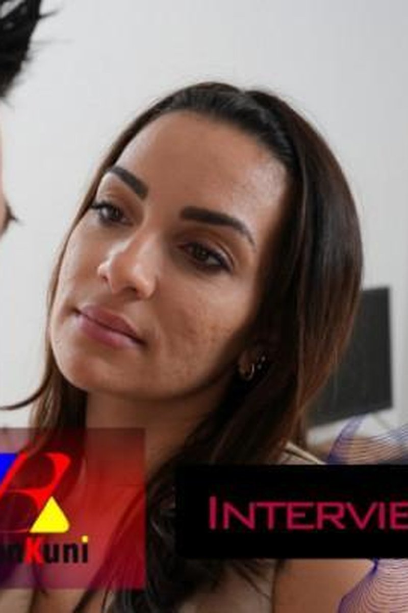 Interview Lylli Alix - Screenshot 1 of 4 - Behind The Scenes