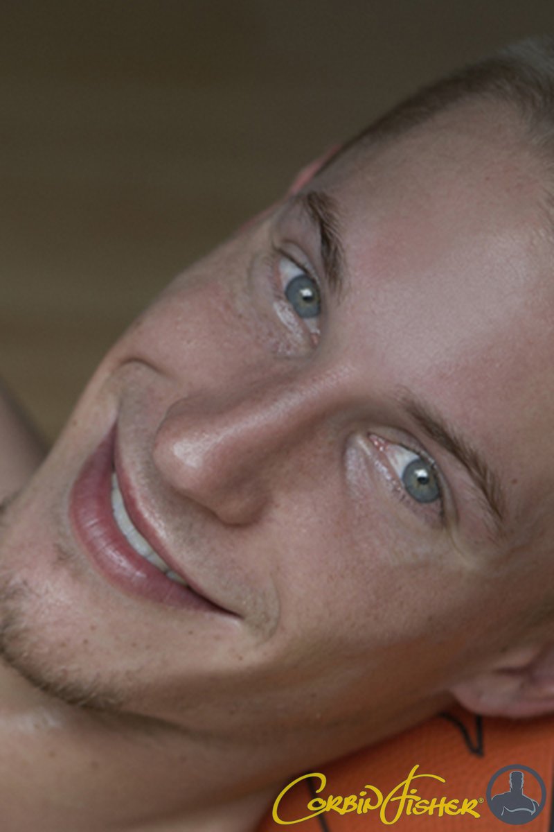 Cole - Screenshot 1 of 4