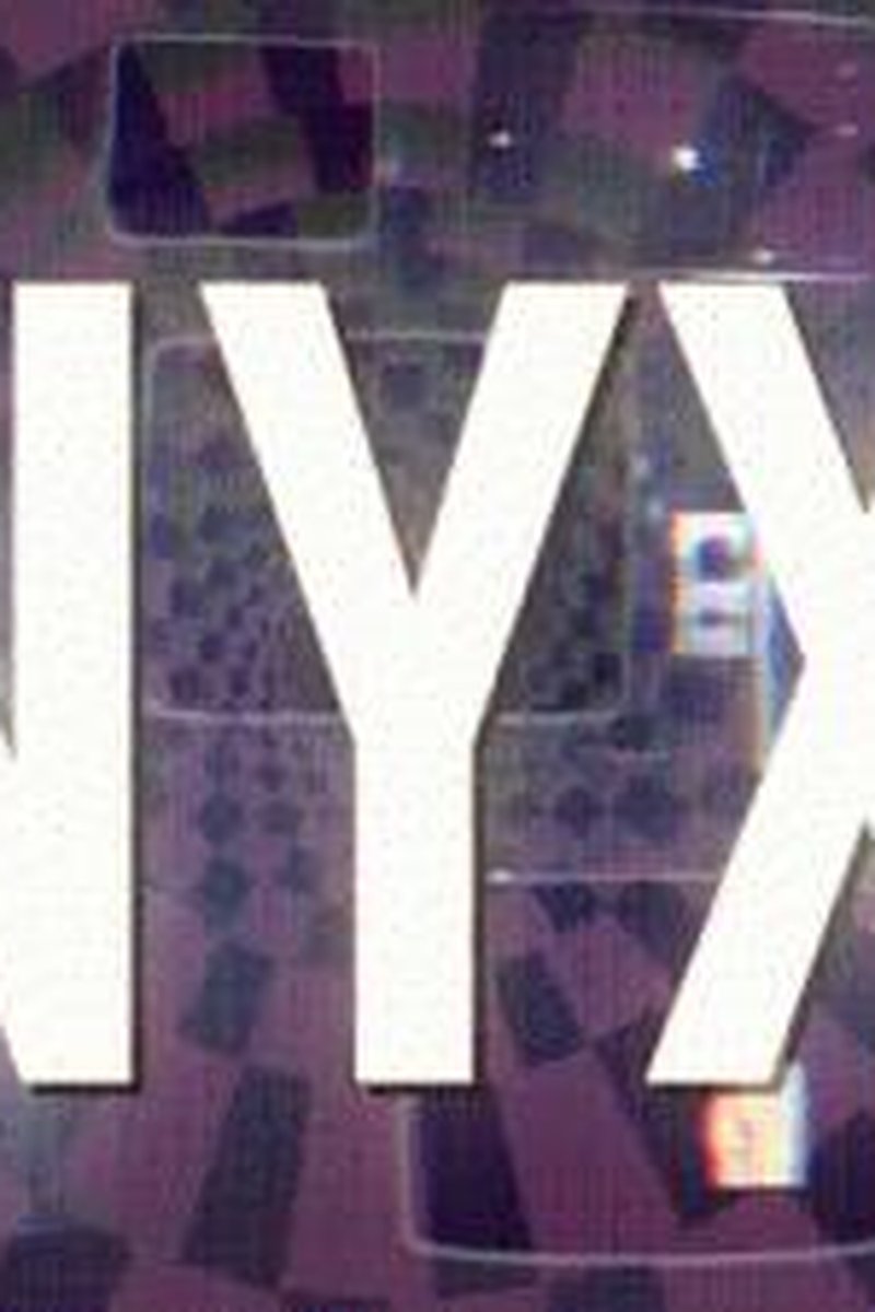 Nyx - Screenshot 1 of 4 - Body Worship