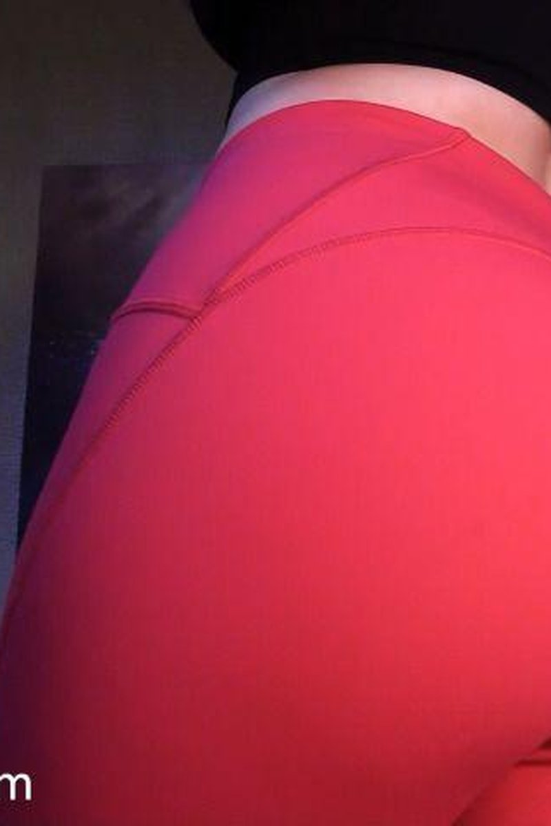 Bubble Butt ******** - Screenshot 1 of 4 - Big Ass