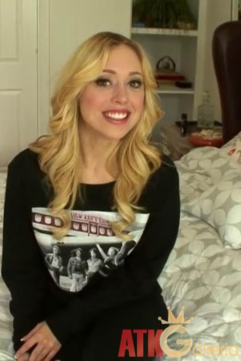 Lucy Tyler - Interview - Screenshot 1 of 4 - Blond Hair
