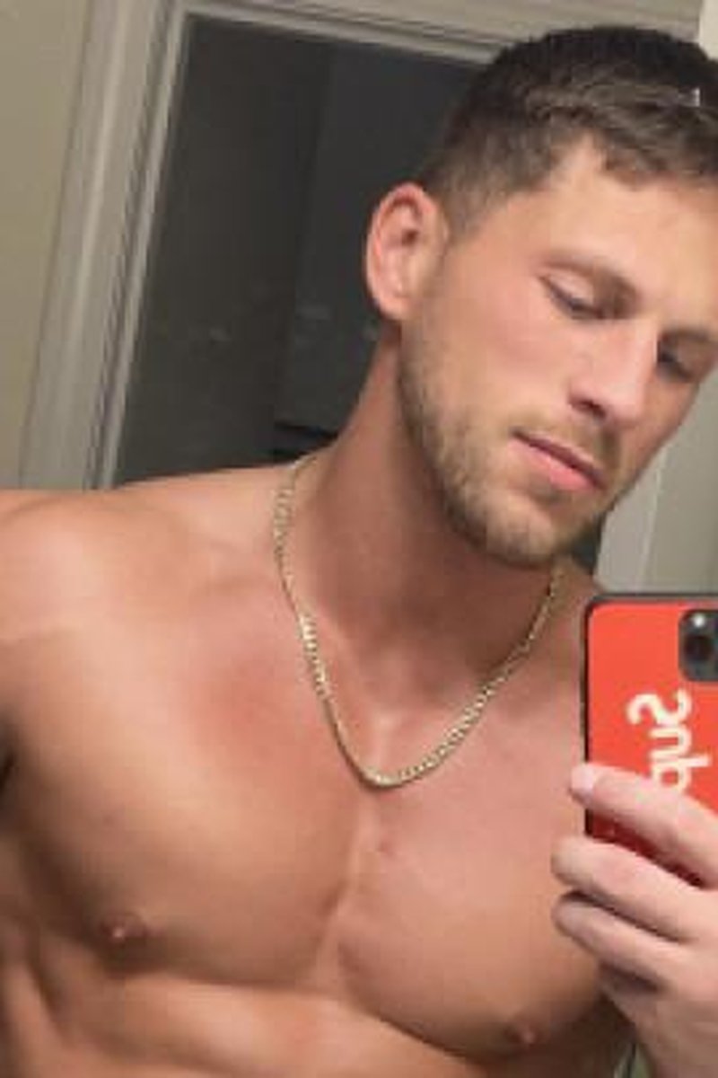 Solo Session - Screenshot 1 of 4 - Armpit Fetish