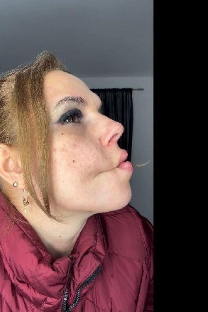 Puckered Lips Face - Screenshot 1 of 4 - Masturbation